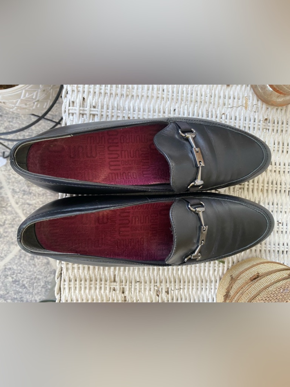 Munro American Black Leather Bit Loafers - Women’s Size 8N (Narrow)